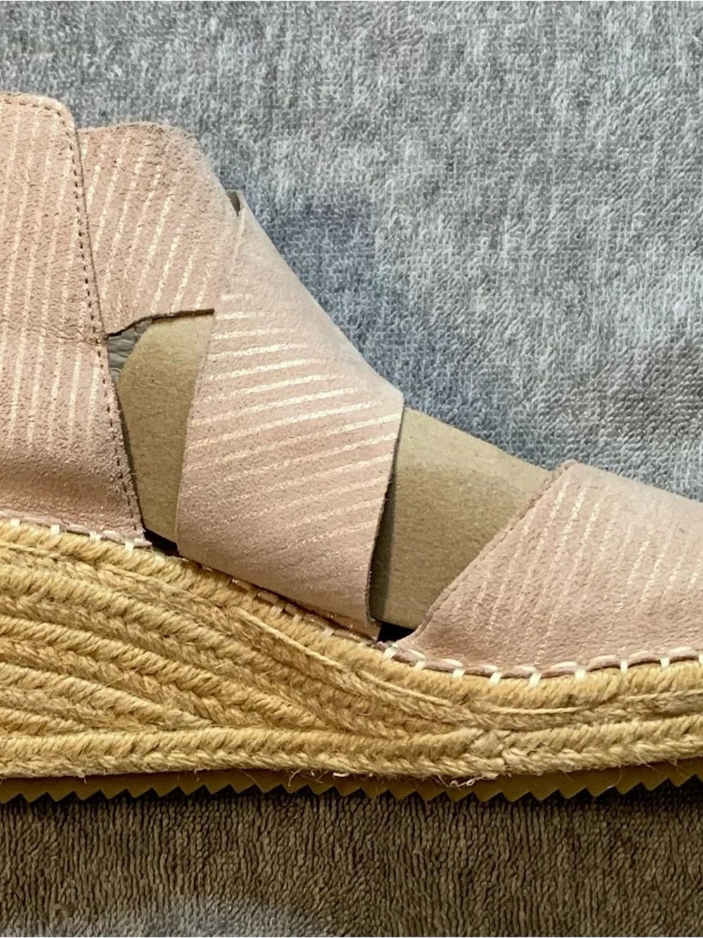 Eileen Fisher Willow 3 Espadrille Tumbled Leather Wedge Sandals